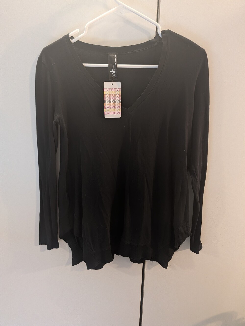 Evereve Bobi Woman's XS Black V-Neck Long Sleeve Top Newwith Tag